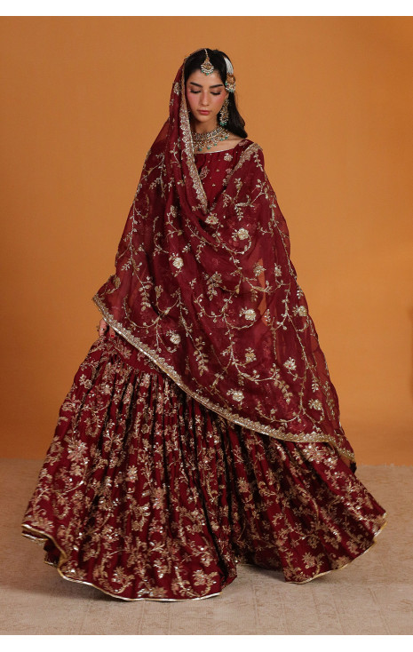 Anari outfit 